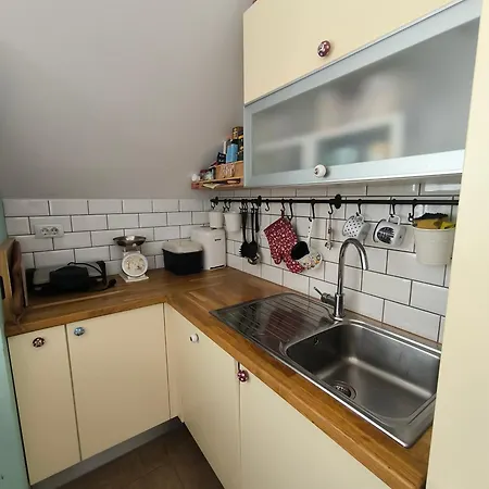 Glasbeni Atelje Tri Pticice Quarto em Acomodações Particulares *